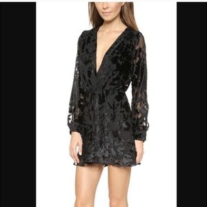 Flynn Skye Size 2 velvet mini dress